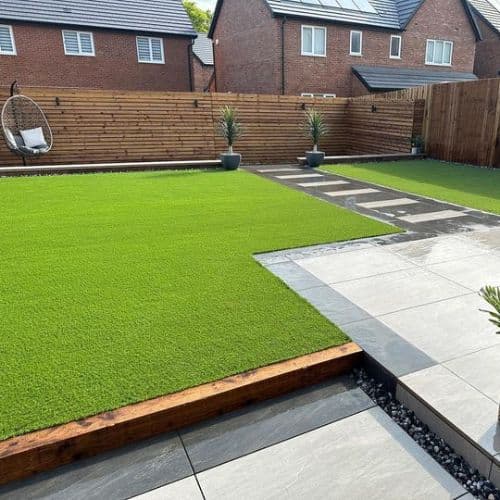 Green lawn turf in Al Quoz - Al Quoz, Dubai