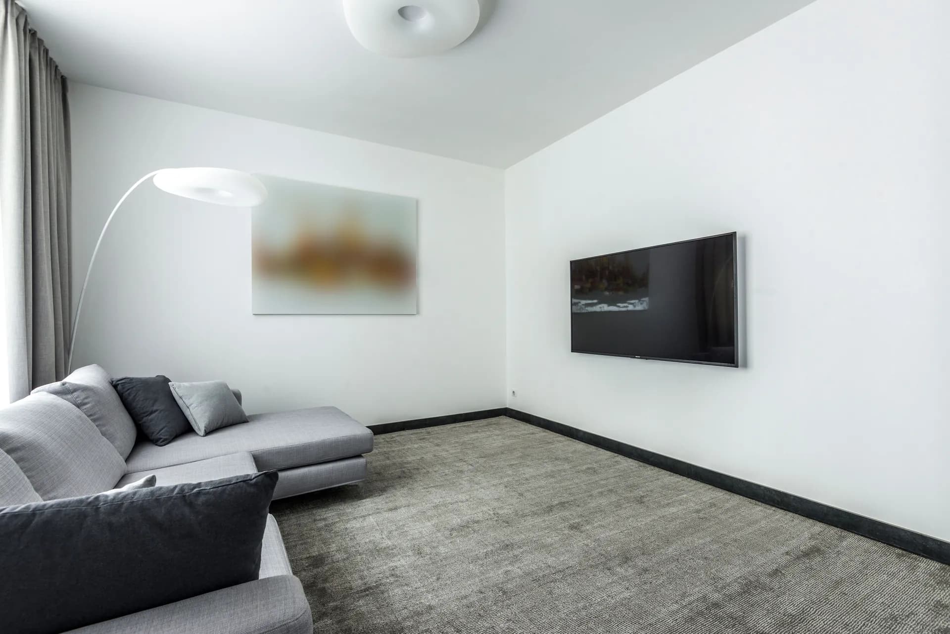 Carpet supply and install in Dubai