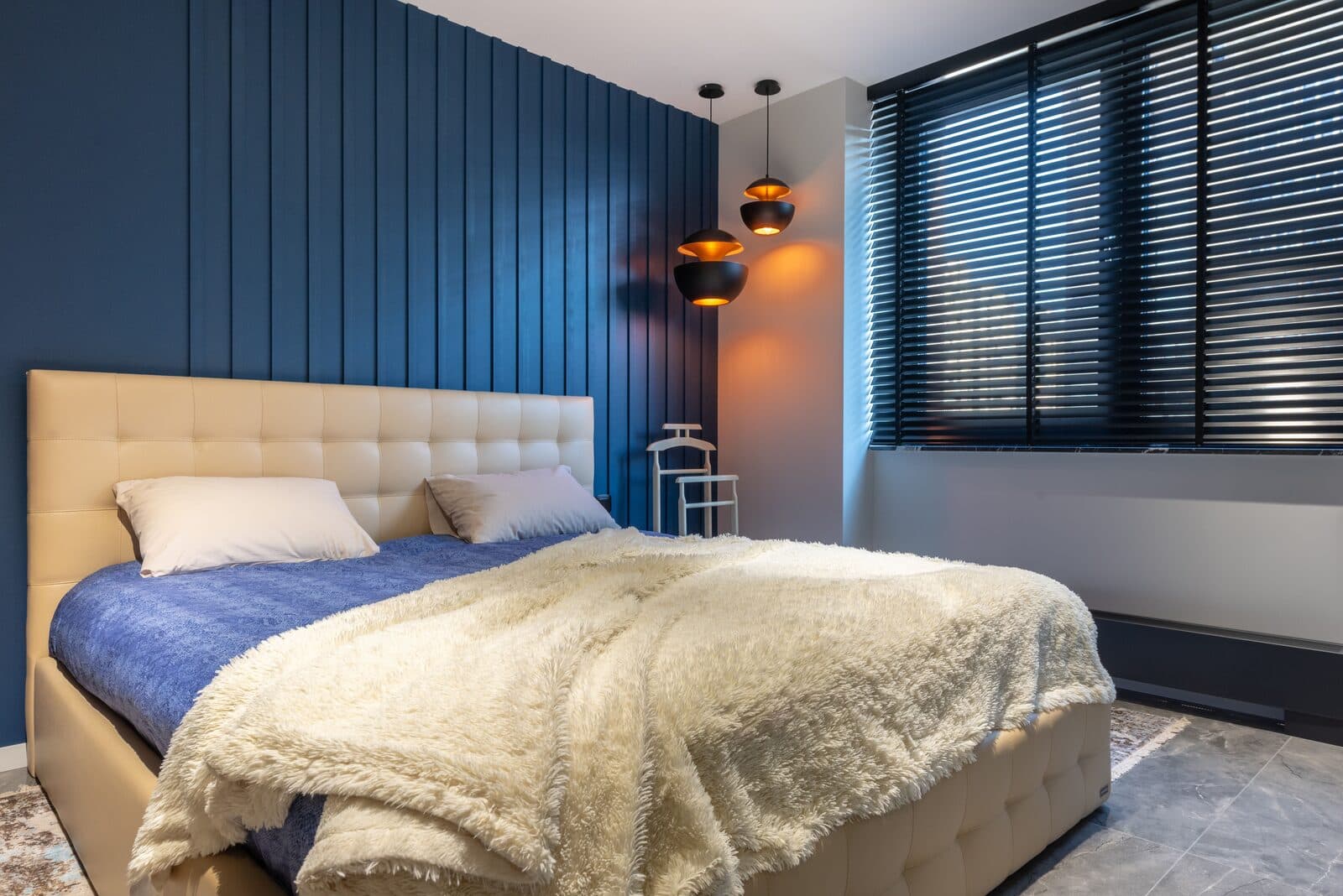 Venetian blinds in a Dubai interior